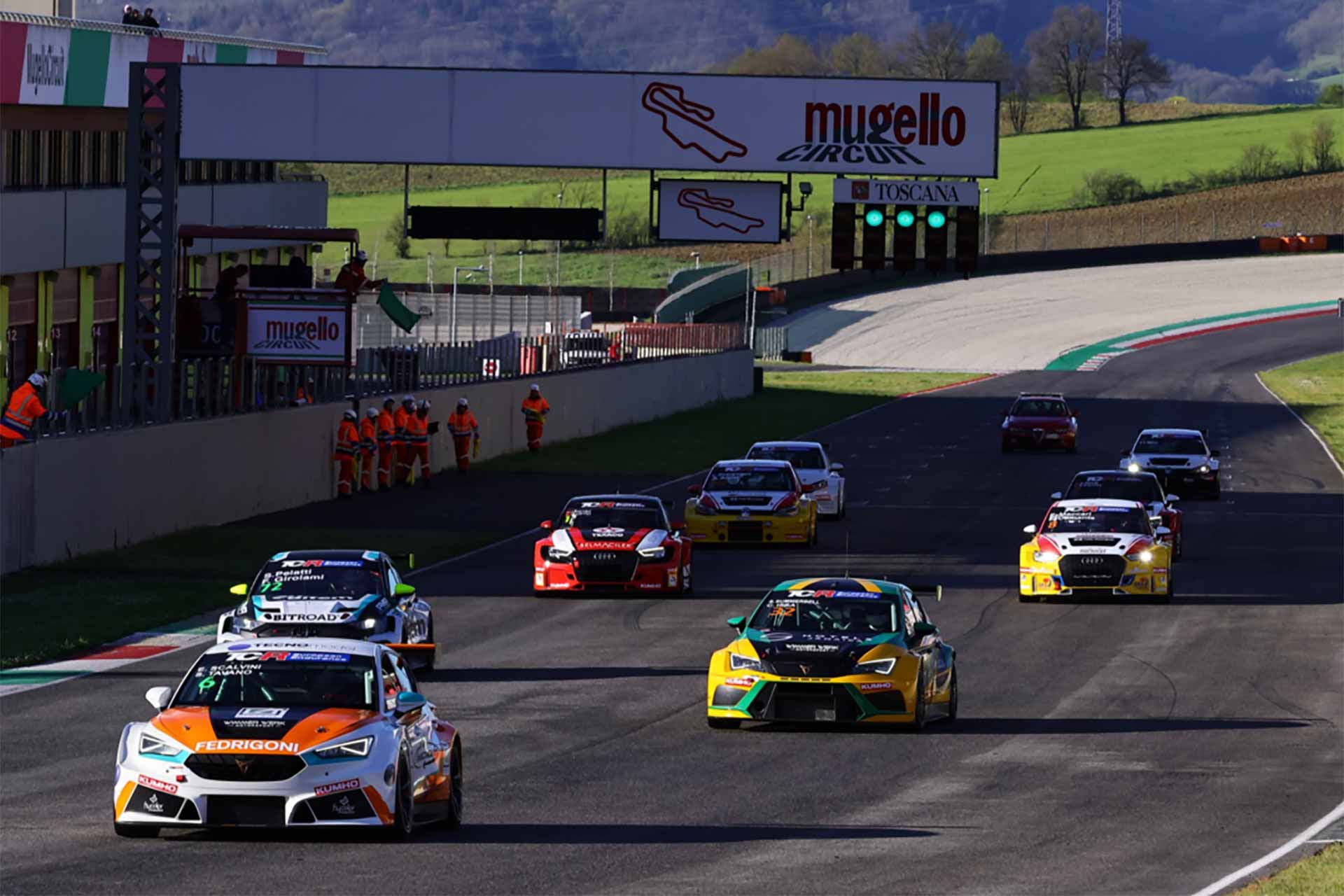 Cover - Evaluation crowning 2025: TCR European Endurance - 1st Mugello race, 1st victory for Salvatore Tavano